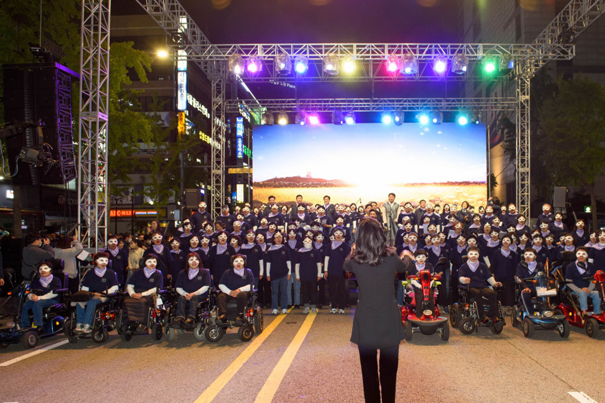 보도사진2 구민이 참여하는 2022 노원탈축제 현장.jpg